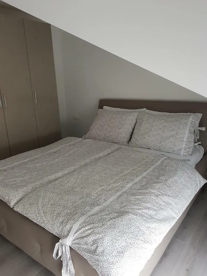 Ivana Trogir Apartment